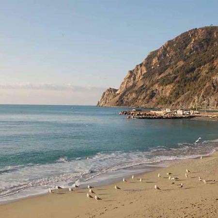 Apartmán Joivy Sea View Flat With Balcony, Cinque Terre Monterosso al Mare Exteriér fotografie